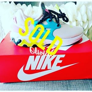 NIKE WOMEN'S REACT PRESTO SHOES